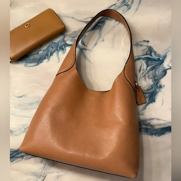 Coach Brooklyn Shoulder Bag 28 in Honey Brown - Picture 7 of 12